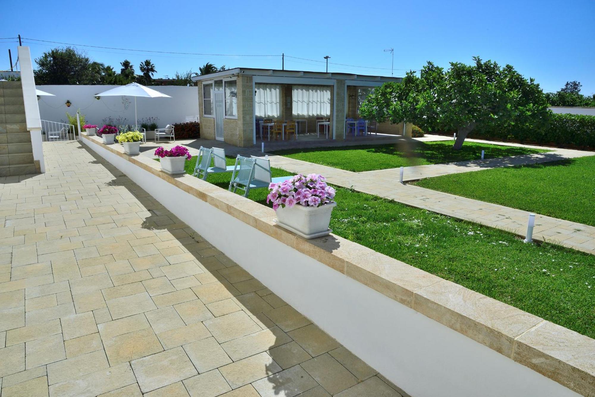 B&B Domus Terra Mare Torre San Giovanni Ugento Exterior photo